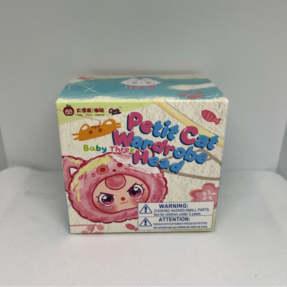Baby Three Petit Cat Wardrobe Head Surprise Never Opened